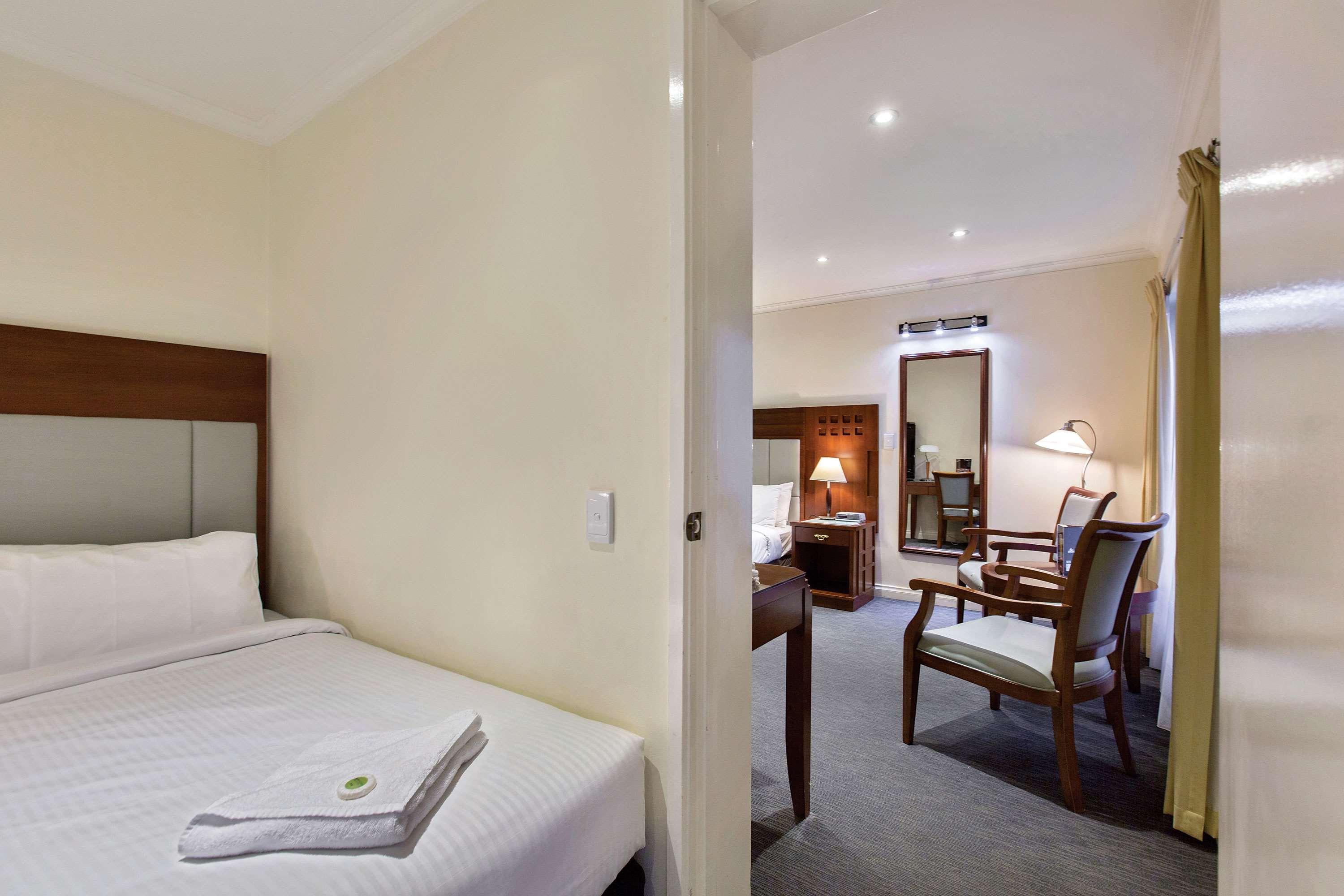 เบสต์ เวสเทิร์น พลัส บัคกิงแฮม อินเตอร์เนชั่นแนล Hotel มัวร์แรบบิน ภายนอก รูปภาพ
