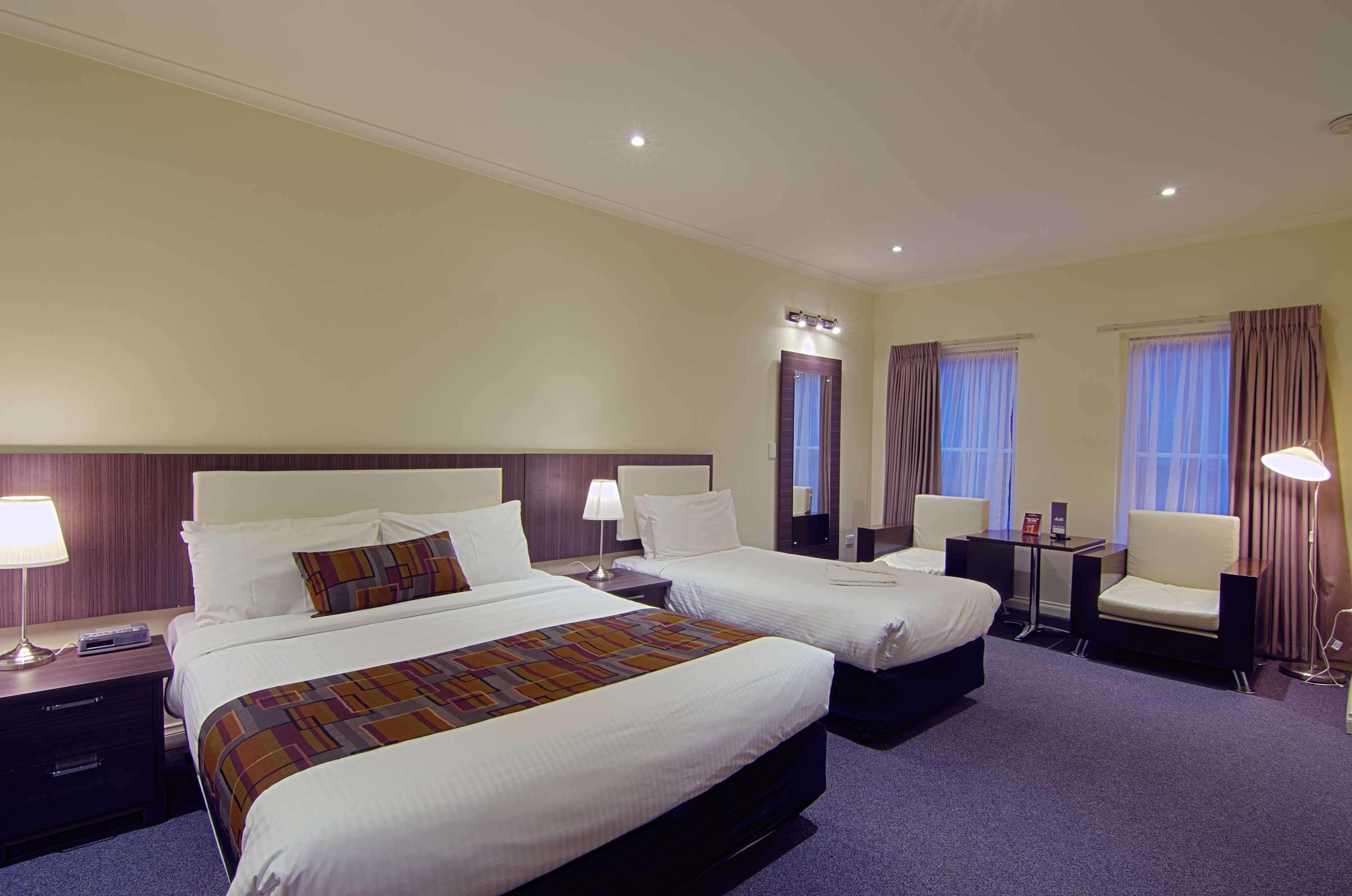 เบสต์ เวสเทิร์น พลัส บัคกิงแฮม อินเตอร์เนชั่นแนล Hotel มัวร์แรบบิน ภายนอก รูปภาพ